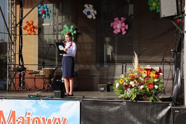 b_1024_768_0_00_images_2023_2024_WYDARZENIA_GMINNY_3MAJA_438164125_993460982787674_1862428985908209777_n